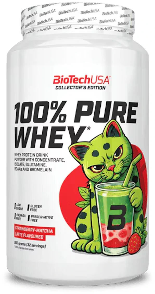 BioTechUSA 100% Pure Whey Protein Powder, Erdbeer-Matcha Geschmack, mit grüner Katze und Smoothie
