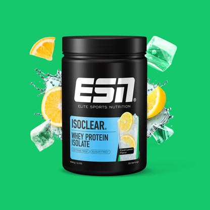ESN ISOCLEAR Whey Protein Isolate in Fresh Lemon Flavor, 908g Dose vor grünem Hintergrund