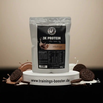 Supplement Support 3K Protein 500g in Cookies & Cream mit Keksen und Milchspritzern.